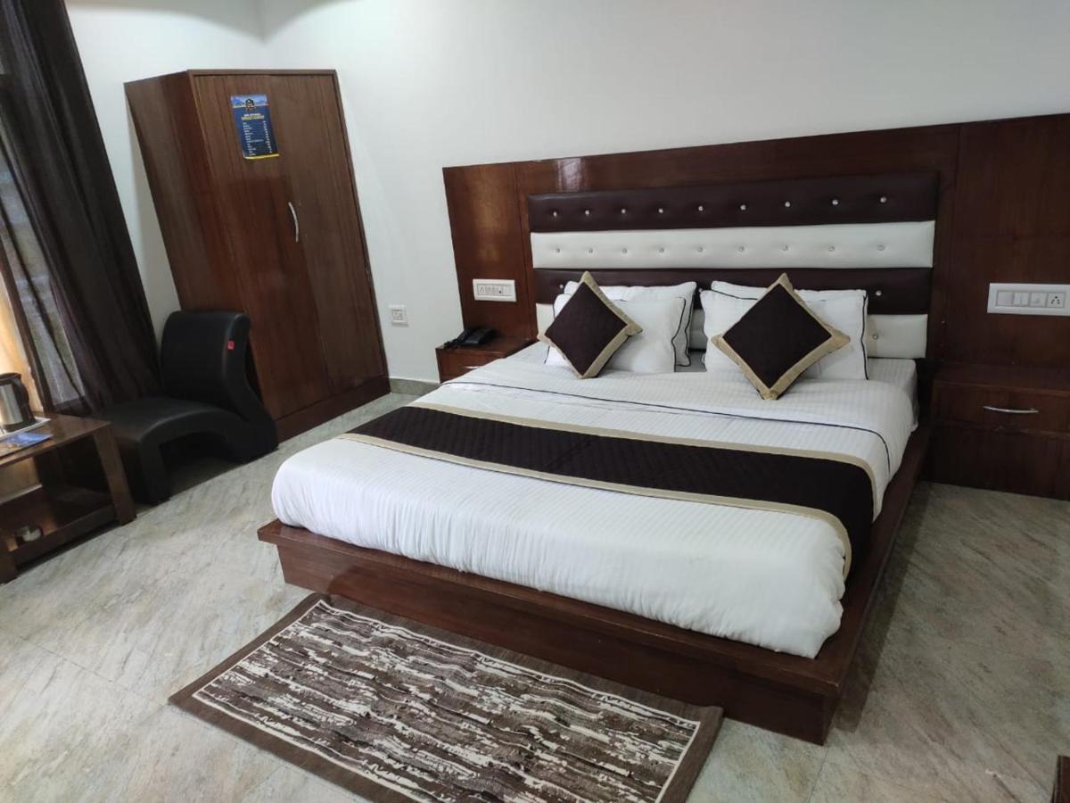 Hotel Vansh Касоль Экстерьер фото