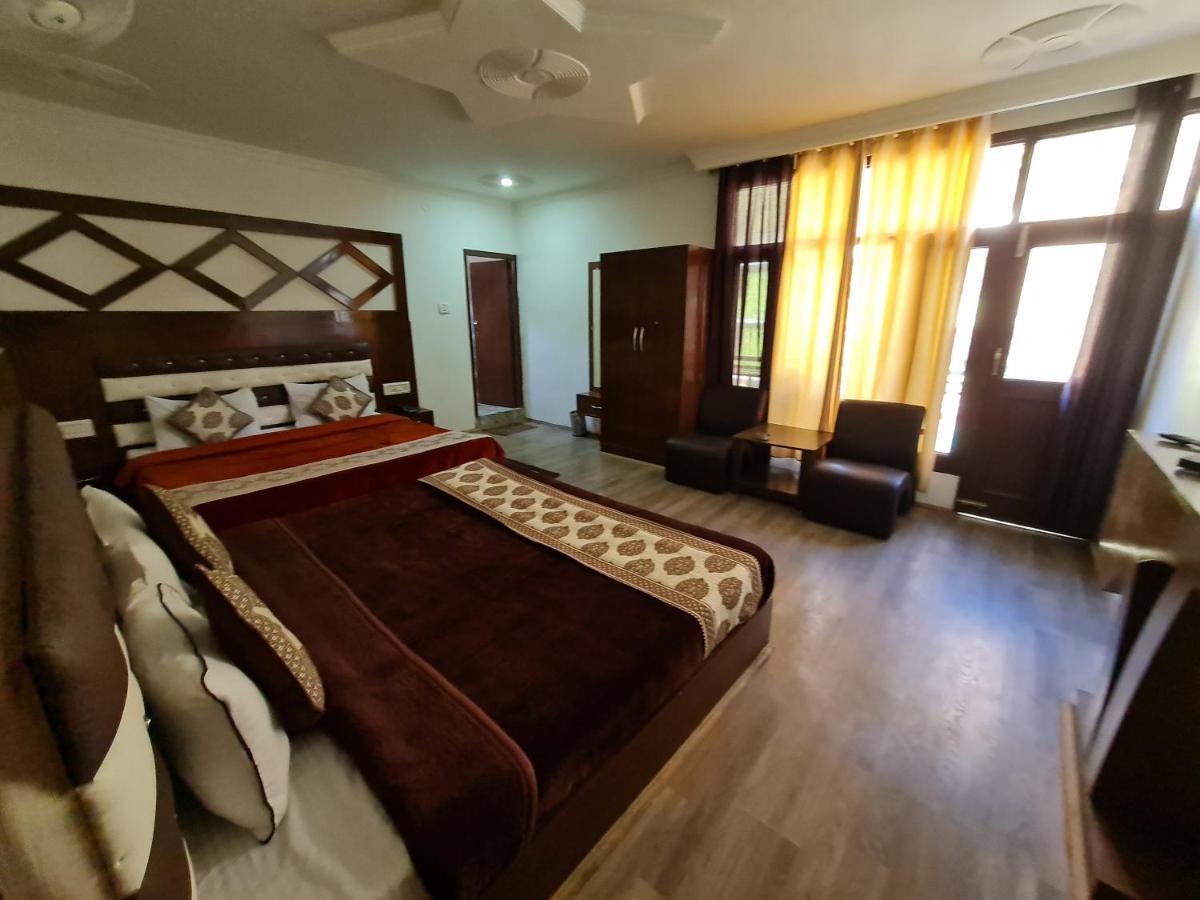 Hotel Vansh Касоль Экстерьер фото